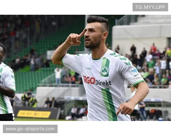 德甲保守策略的利弊：商业开发落后与文化保护之间的权衡