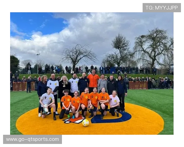 曼联基金会深耕社区，年度服务超4.2万名青少年